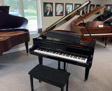 "LIKE-NEW" Kawai baby grand piano